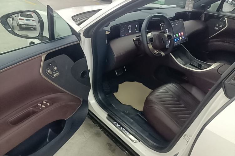 Used Avatr 11 2022 Long-Range Dual-Motor Luxury Edition 5 Seats Driver Seat