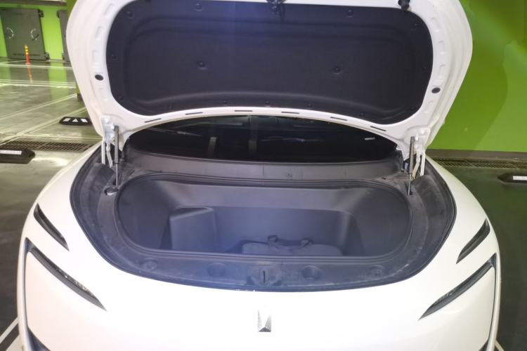 Used Avatr 11 2022 Long-Range Dual-Motor Version 5 Seats Engine Bay
