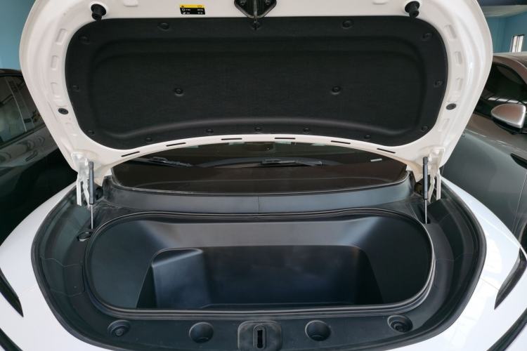 Used Avatr 11 2022 Long-Range Dual-Motor Luxury Edition 4 Seats Engine Bay
