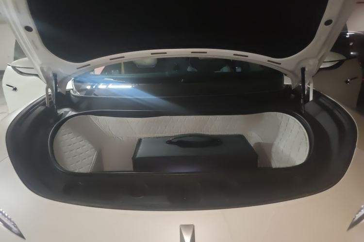 Used Avatr 11 2022 Long-Range Dual-Motor Luxury Edition 5 Seats Engine Bay
