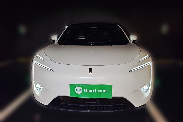 Used Avatr 11 2022 Long-Range Dual-Motor Luxury Edition 5 Seats Exterior 1