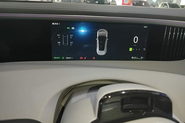 Used Avatr 11 2022 Ultra-Long Range Dual-Motor Luxury Edition 4 Seats Instrument Cluster