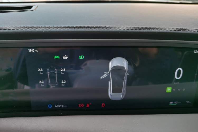 Used Avatr 11 2022 Long-Range Dual-Motor Luxury Edition 4 Seats Instrument Cluster