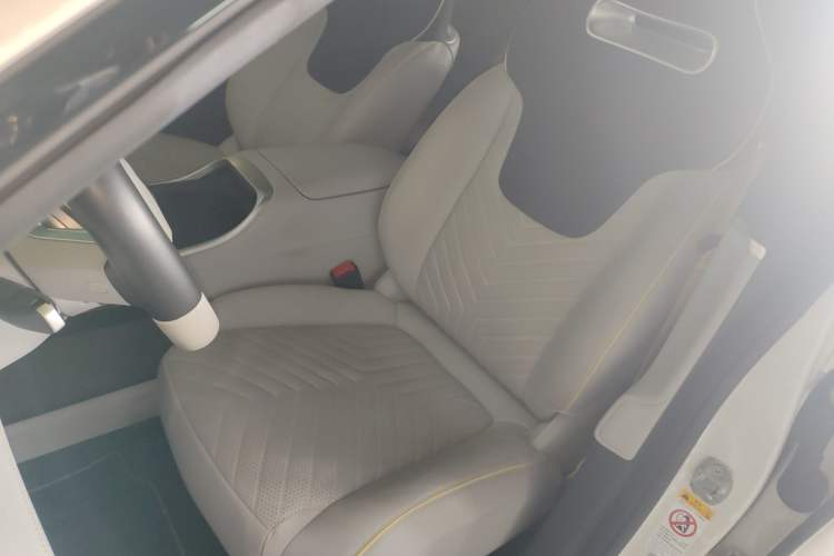 Used Avatr 11 2022 Ultra-Long Range Dual-Motor Luxury Edition 4 Seats Left Front Seat