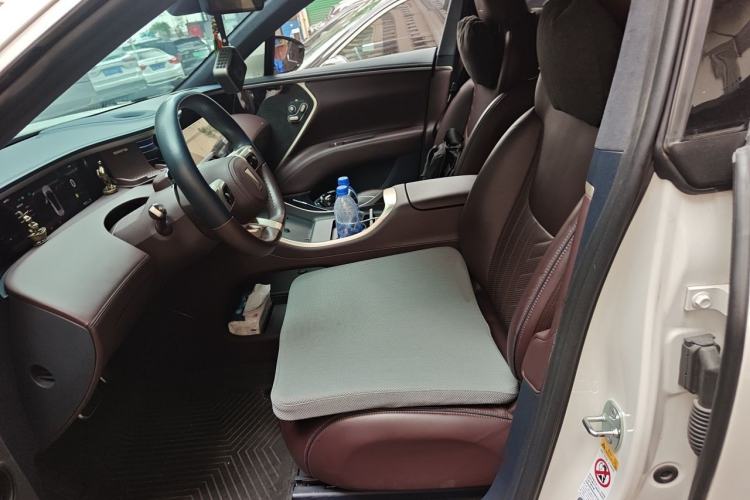 Used Avatr 11 2022 Long-Range Dual-Motor Luxury Edition 4 Seats Left Front Seat