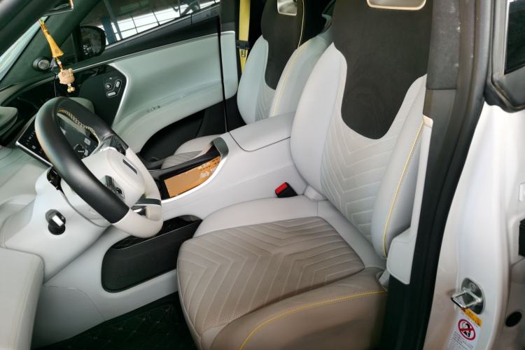 Used Avatr 11 2022 Long-Range Dual-Motor Luxury Edition 4 Seats Left Front Seat