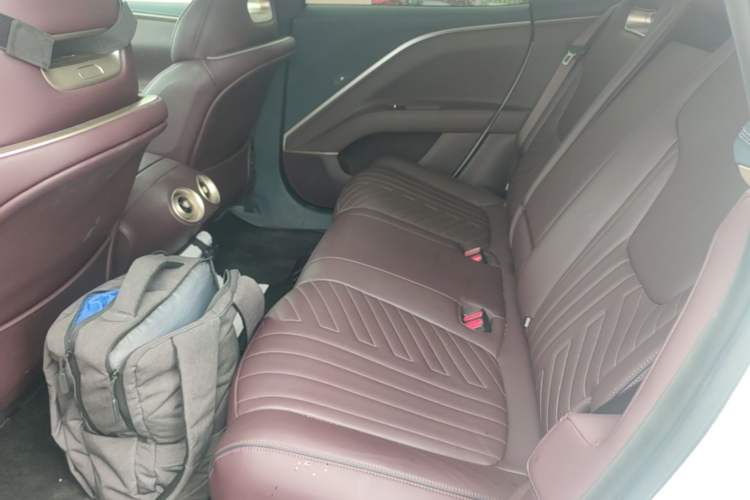Used Avatr 11 2022 Long-Range Dual-Motor Version 5 Seats Left Rear Seat