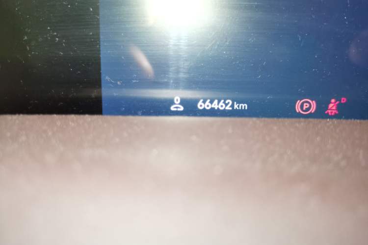 Used Avatr 11 2022 Long-Range Dual-Motor Version 5 Seats Odometer Close Up