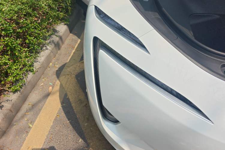 Used Avatr 11 2022 Long-Range Dual-Motor Luxury Edition 4 Seats Right Front Headlight