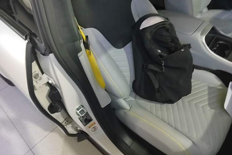 Used Avatr 11 2022 Ultra-Long Range Dual-Motor Luxury Edition 4 Seats Right Front Seat