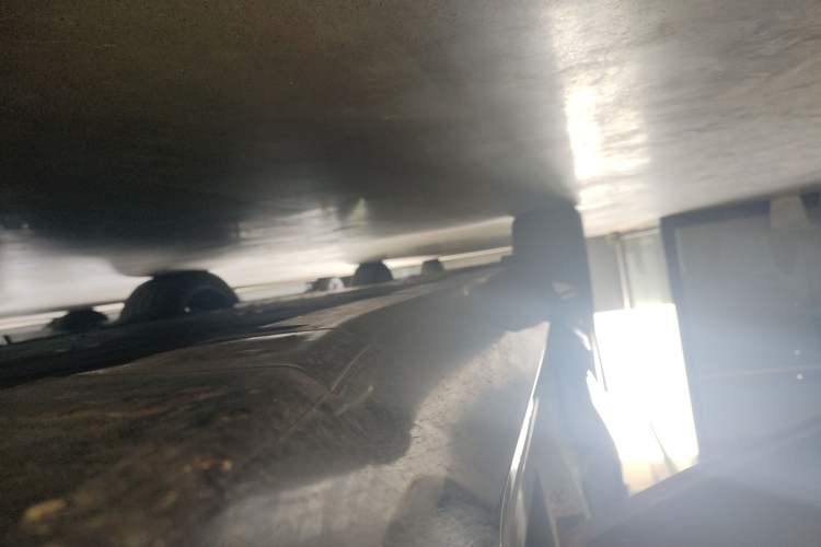 Used Avatr 11 2022 Ultra-Long Range Dual-Motor Luxury Edition 4 Seats Right Side Sill