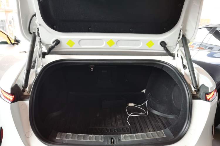 Used Avatr 11 2022 Long-Range Dual-Motor Luxury Edition 4 Seats Trunk