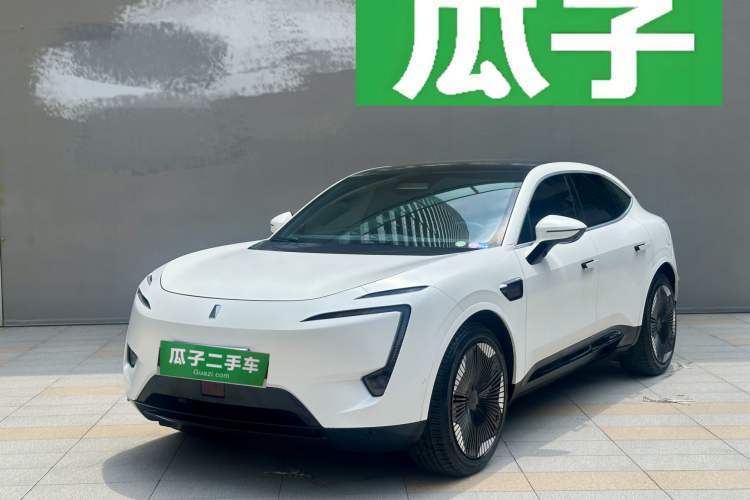 Used Avatr 11 2022 Long-Range Dual-Motor Luxury Edition 5 Seats Guazi used car, China used car export, Used car for sale, Used cars, Cheapest cars for sale