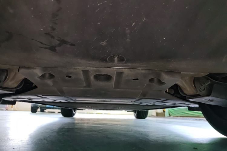 Used Avatr 11 2023 Harmony 90-degree Rear-wheel Drive Edition Chassis Rear