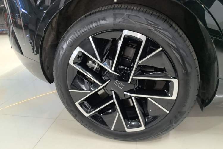 Used Avatr 11 2023 Harmony 90-degree Rear-wheel Drive Business Edition Exterior 5