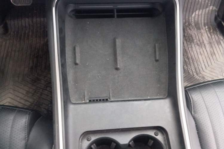 Used Avatr 11 2023 HarmonyOS Edition Smart Enjoyment Upgrade Model 90-Degree Luxury Edition Gear Lever