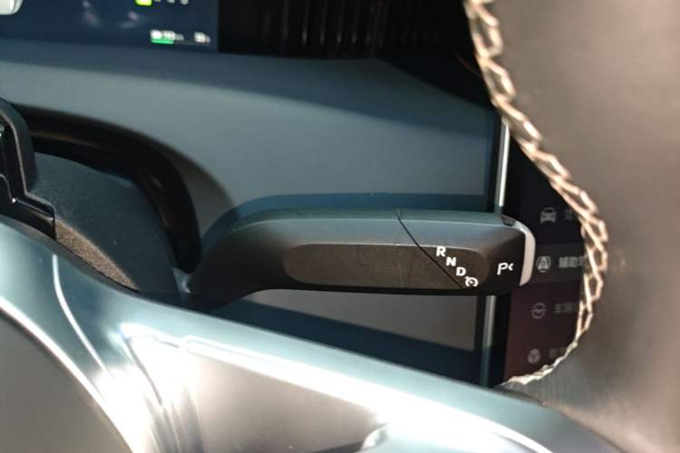 Used Avatr 11 2023 HarmonyOS Edition Smart Enjoyment Upgrade Model 90-Degree Luxury Edition Gear Lever