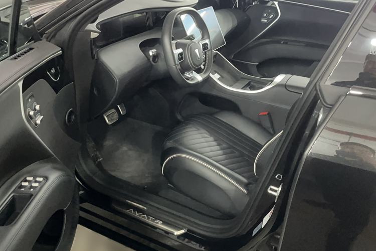 Used Avatr 11 2023 Harmony 90° Luxury Edition Interior 1