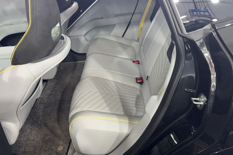 Used Avatr 11 2023 HarmonyOS Edition Smart Enjoyment Upgrade Model 90-Degree Luxury Edition Interior 1