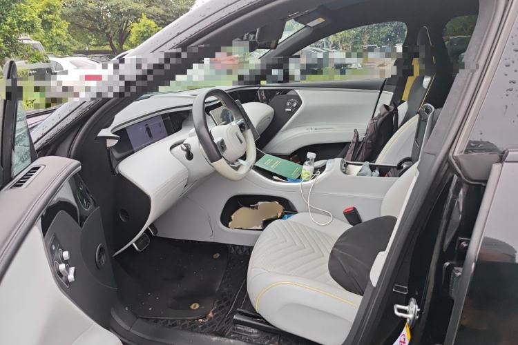 Used Avatr 11 2023 Harmony 90° Luxury Edition Left Front Seat