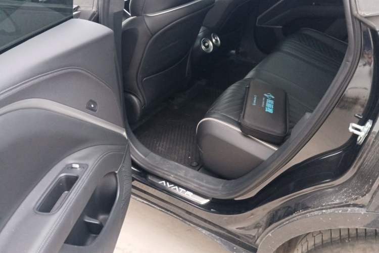Used Avatr 11 2023 HarmonyOS Edition Smart Enjoyment Upgrade Model 90-Degree Luxury Edition Left Rear Seat