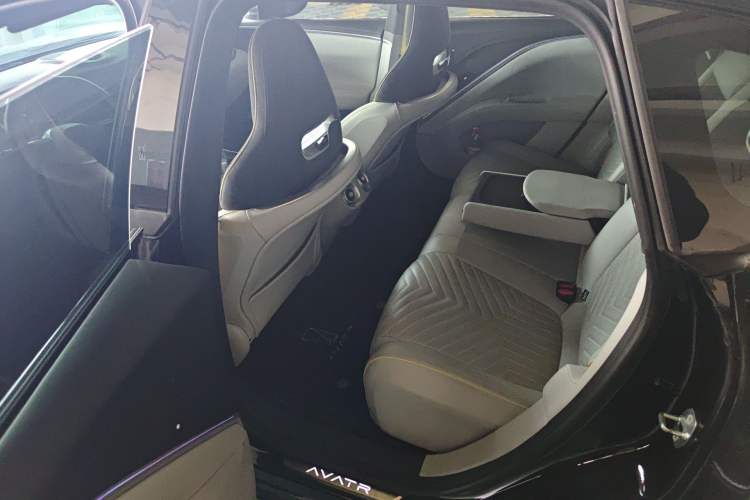 Used Avatr 11 2023 Harmony 90-degree Rear-wheel Drive Edition Left Rear Seat