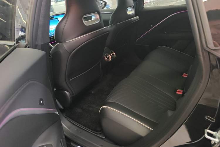 Used Avatr 11 2023 Harmony 90° Four-Wheel Drive Version Left Rear Seat