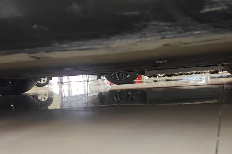 Used Avatr 11 2023 Harmony 90° Four-Wheel Drive Version Right Side Sill