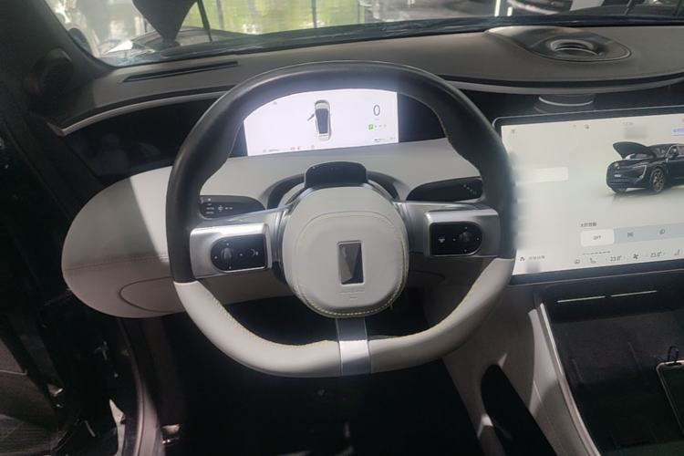 Used Avatr 11 2023 Harmony 90° Luxury Edition Steering Wheel