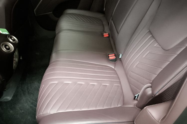 Used Avatr 11 2023 Harmony 90-degree Rear-wheel Drive Business Edition Left Rear Seat