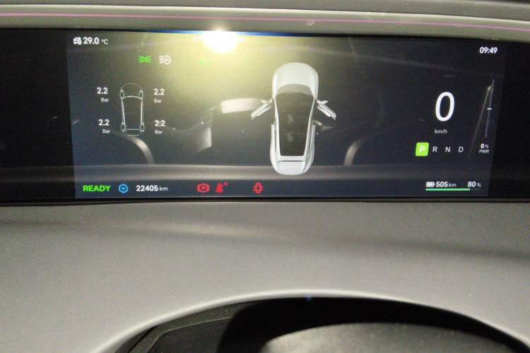 Used Avatr 11 2023 Harmony 90-degree Rear-wheel Drive Edition Odometer Close Up