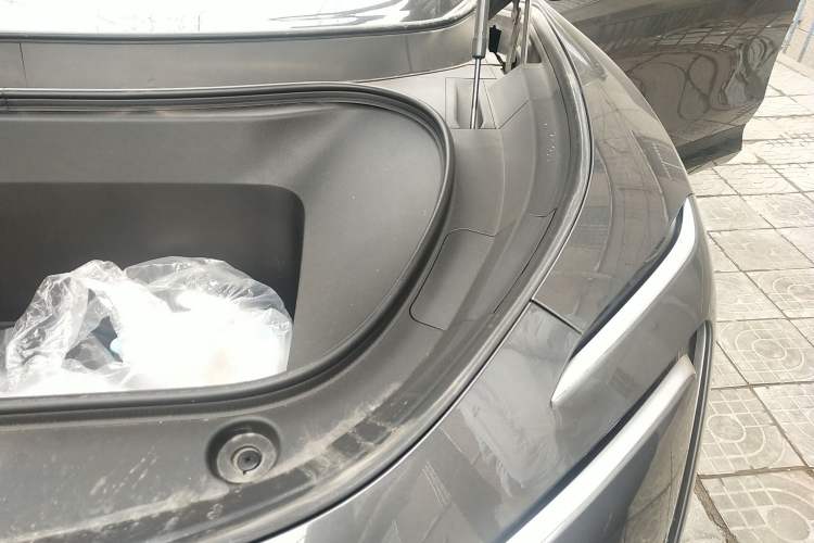 Used Avatr 11 2023 Harmony 90° Luxury Edition Engine Bay Left
