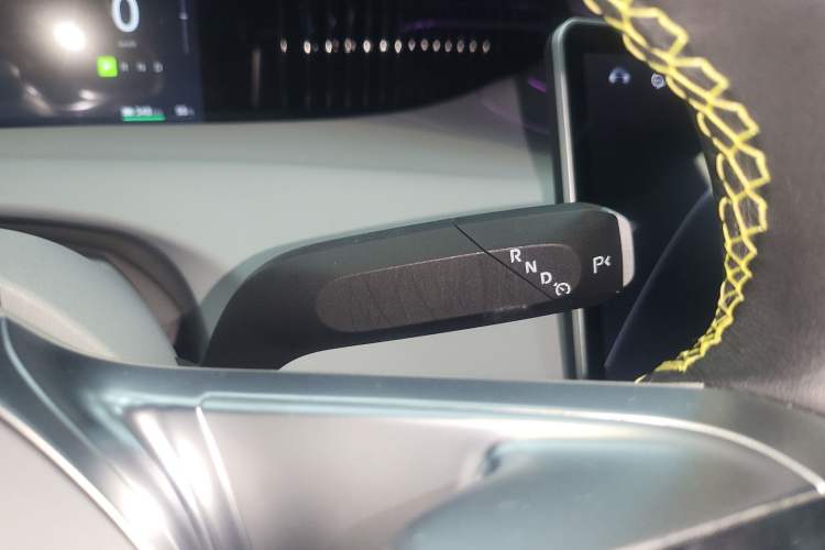 Used Avatr 11 2023 Harmony 90-degree Rear-wheel Drive Edition Gear Lever