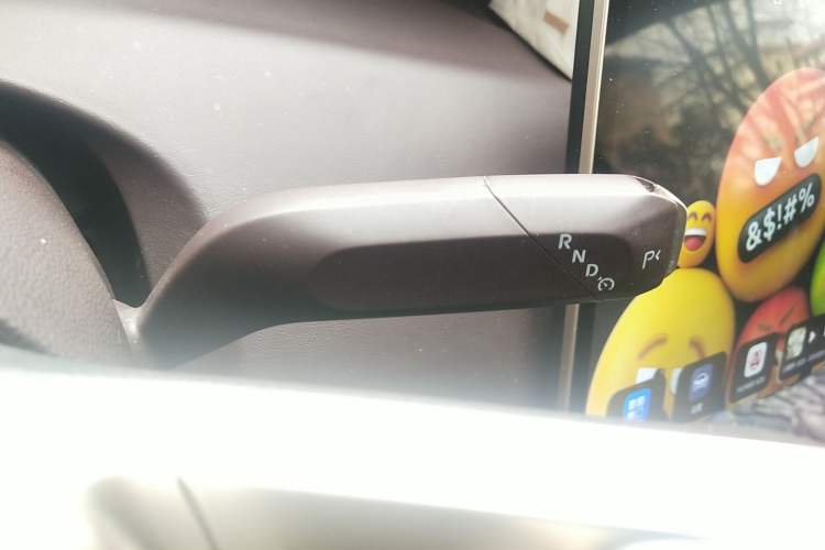 Used Avatr 11 2023 Harmony 90° Luxury Edition Gear Lever