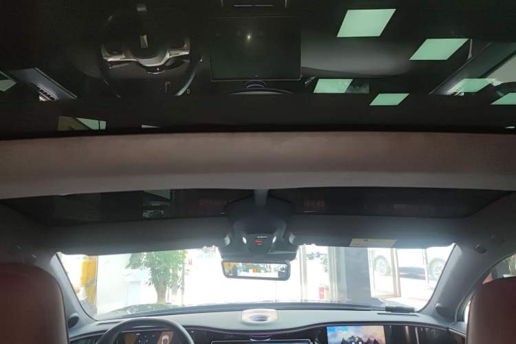 Used Avatr 11 2023 HarmonyOS Version Smart Enjoyment Upgrade Model 90-Degree Rear-Wheel Drive Edition Headliner