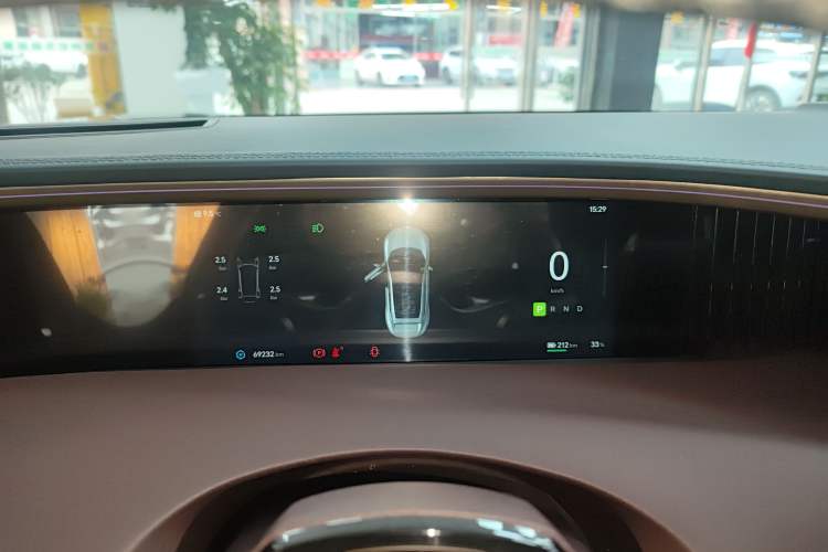 Used Avatr 11 2023 HarmonyOS Version Smart Enjoyment Upgrade Model 90-Degree Rear-Wheel Drive Edition Instrument Cluster