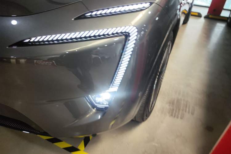 Used Avatr 11 2023 Long-Range Single-Motor Version 5 Seats Left Front Headlight