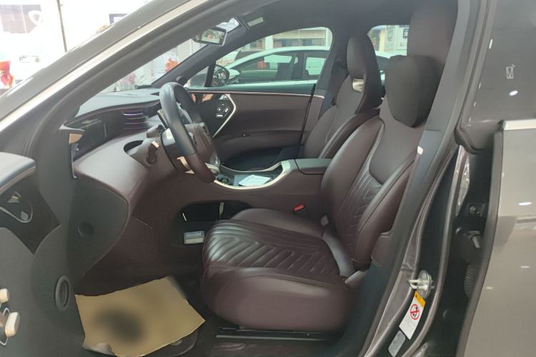 Used Avatr 11 2023 HarmonyOS Version Smart Enjoyment Upgrade Model 90-Degree Rear-Wheel Drive Edition Left Front Seat