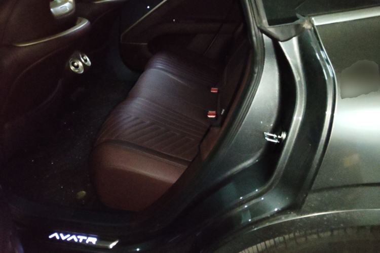 Used Avatr 11 2023 HarmonyOS Version Smart Enjoyment Upgrade Model 90-Degree Rear-Wheel Drive Edition Left Rear Seat