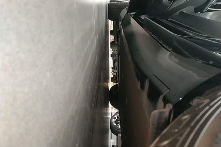Used Avatr 11 2023 Harmony 90° Luxury Edition Left Side Sill