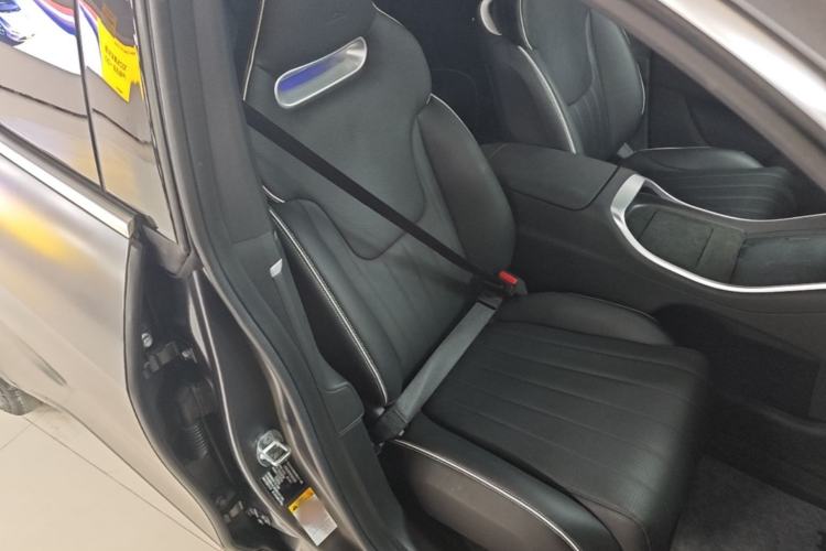 Used Avatr 11 2023 Harmony 90° Four-Wheel Drive Version Right Front Seat