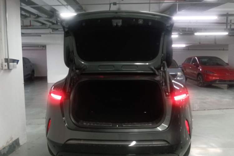 Used Avatr 11 2023 Harmony 90-degree Rear-wheel Drive Edition Trunk