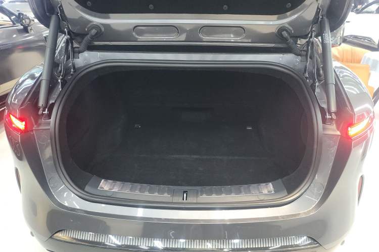Used Avatr 11 2023 Harmony 90-degree Rear-wheel Drive Edition Trunk