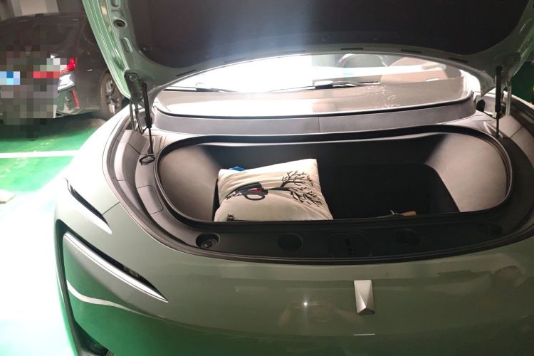 Used Avatr 11 2023 HarmonyOS Version Smart Enjoyment Upgrade Model 90-Degree Rear-Wheel Drive Edition Engine Bay Right