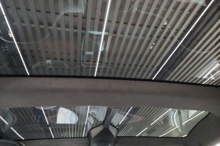 Used Avatr 11 2023 Harmony 90-degree Rear-wheel Drive Edition Headliner