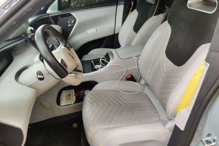 Used Avatr 11 2023 Long-Range Single-Motor Version 5 Seats Left Front Seat
