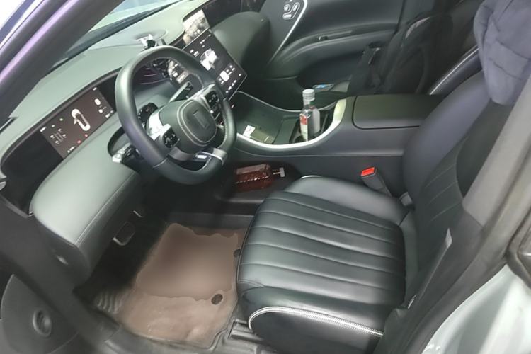 Used Avatr 11 2023 Harmony 90-degree Rear-wheel Drive Edition Left Front Seat