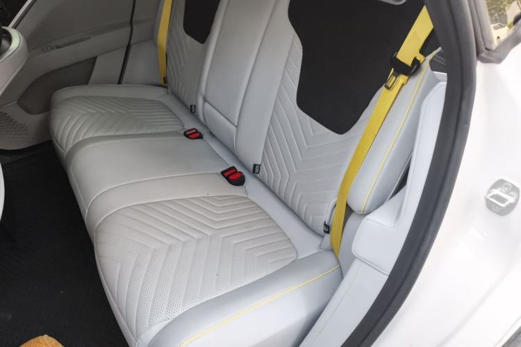 Used Avatr 11 2023 Long-Range Single-Motor Version 5 Seats Left Rear Seat