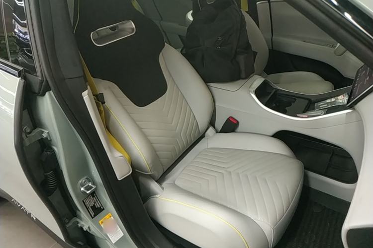Used Avatr 11 2023 Long-Range Single-Motor Version 5 Seats Right Front Seat