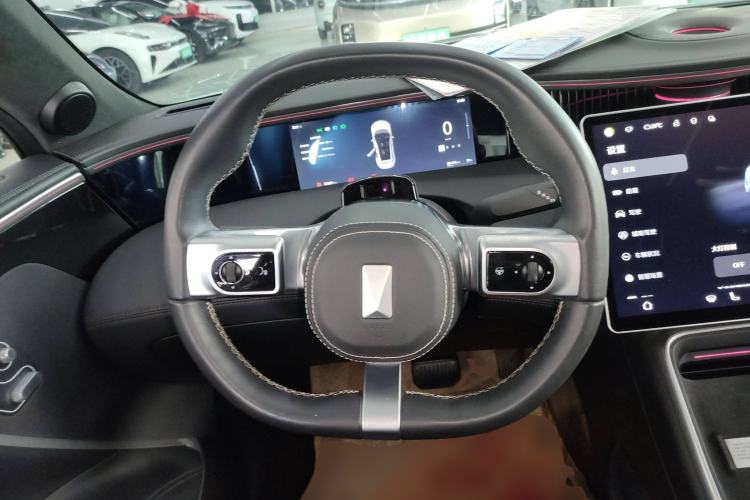 Used Avatr 11 2023 Harmony 90-degree Rear-wheel Drive Edition Steering Wheel